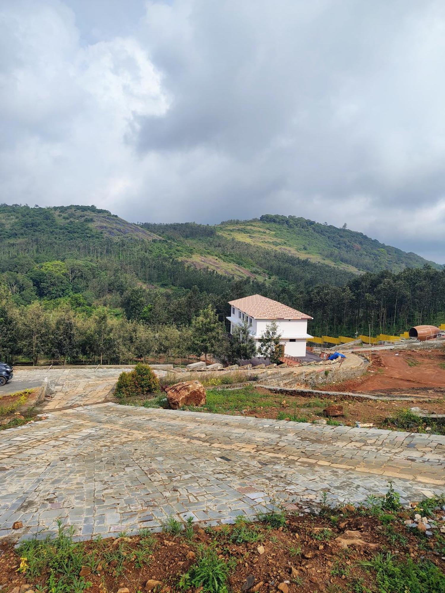 Gambhiraa Resorts コリー・ヒルズ エクステリア 写真