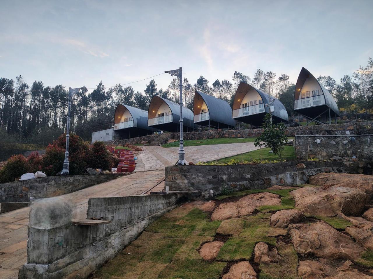 Gambhiraa Resorts コリー・ヒルズ エクステリア 写真